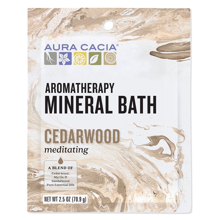 051381916961 aura cacia 2oz mineral bath packet cedarwood l191696f front 1.jpeg
