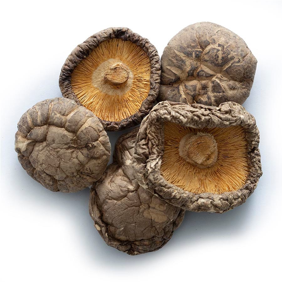 089836021274 frontier co op mushrooms shiitake whole 2127 pile.jpg