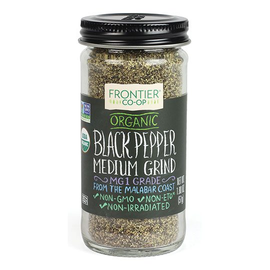 1 frontier co op bottled black pepper medium grind organic 18437 front.jpg