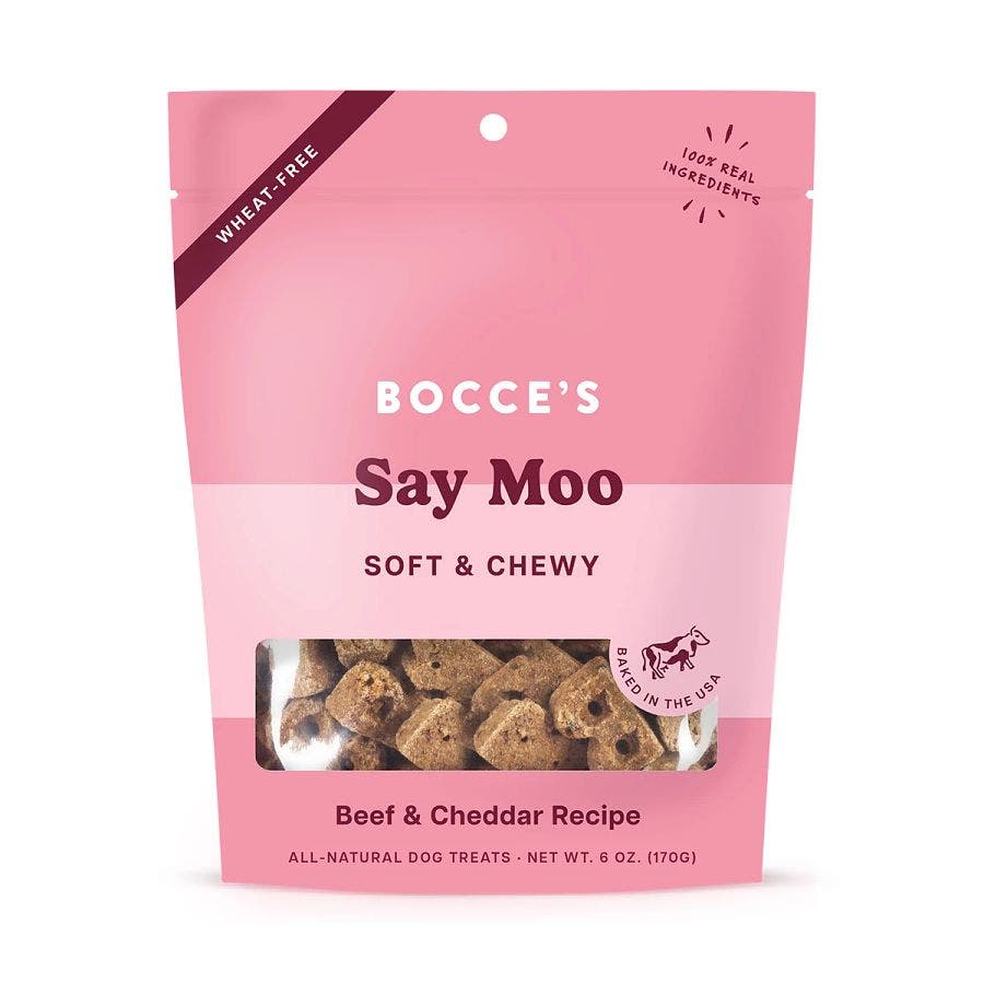 bocces bakery say moo soft and chewy treats 6oz front 240439 1.jpg