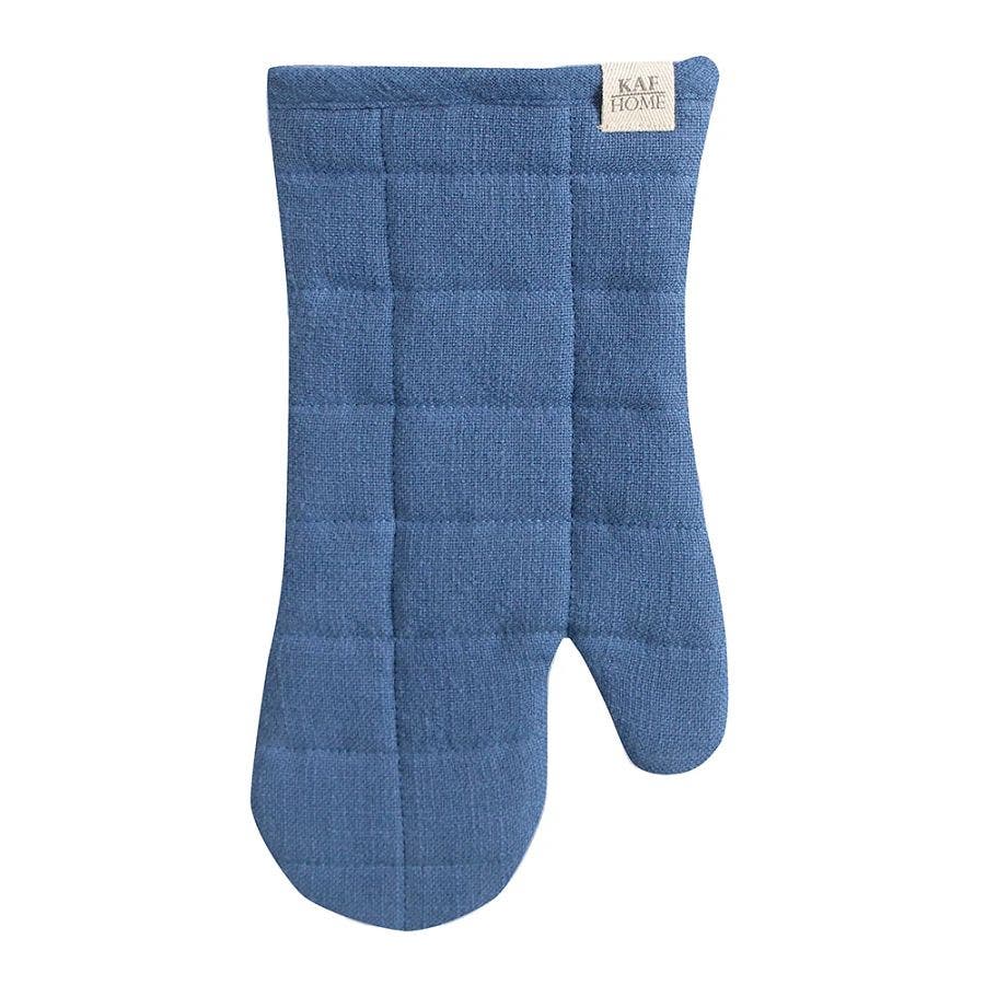 dutch blue monaco quilted oven mitt 13inch front 240667.jpg