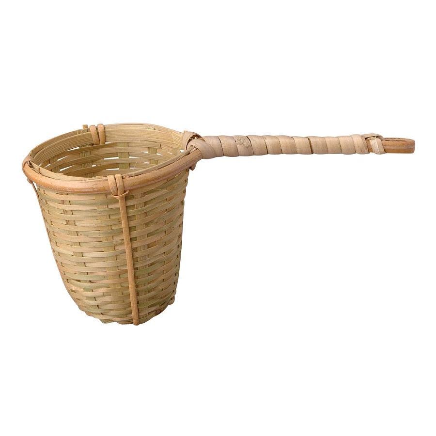 helens asian kitchen bamboo tea strainer front 240419 1.jpg
