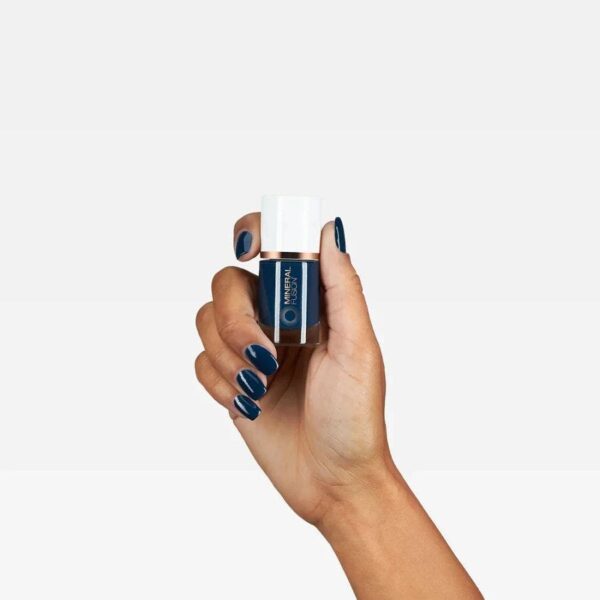 mineral fusion deep dive nail polish 0.33 fl. oz.