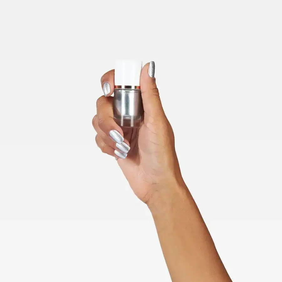 Mineral Fusion Silver Lining Nail Polish 0.33 fl. oz. - Image 2
